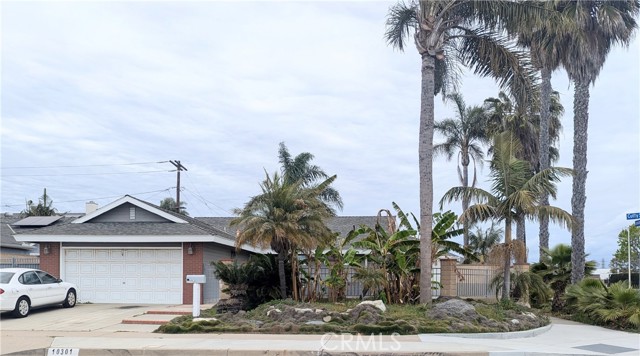 Single Family Residence, 10301 Cutty Sark drive, Huntington Beach, CA 92646 - 1