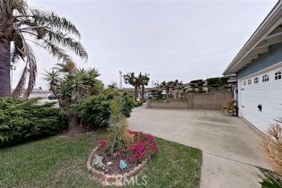 Single Family Residence, 8671 Kent cir, Huntington Beach, CA 92647 - 45