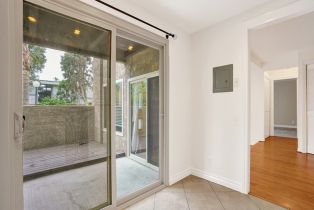 Condominium, 16879 Bluewater ln, Huntington Beach, CA 92649 - 11