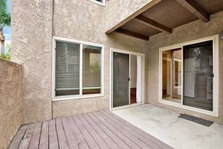 Condominium, 16879 Bluewater ln, Huntington Beach, CA 92649 - 6