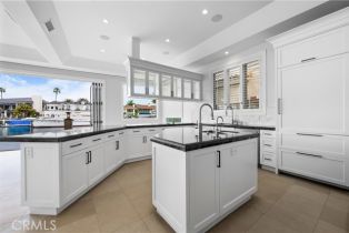 Single Family Residence, 45 Linda Isle, Newport Beach, CA 92660 - 10