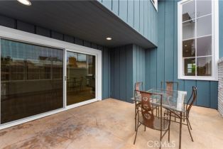 , 227 Coral ave, Newport Beach, CA 92662 - 5