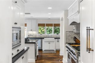 Single Family Residence, 1501 Kathleen ln, Newport Beach, CA 92660 - 4