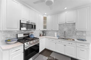 Single Family Residence, 215 Edgewater ave, Newport Beach, CA 92661 - 17