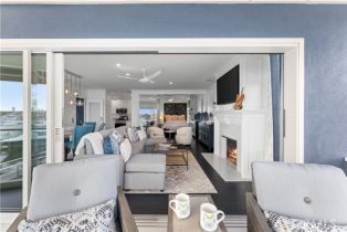 Single Family Residence, 215 Edgewater ave, Newport Beach, CA 92661 - 4