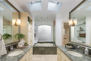 Single Family Residence, 517 Via Lido Soud, Newport Beach, CA 92663 - 39
