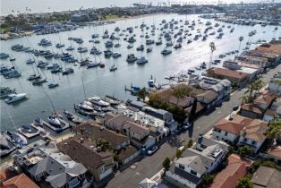 Single Family Residence, 517 Via Lido Soud, Newport Beach, CA 92663 - 51