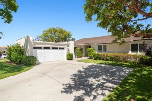 Single Family Residence, 403 Vista Parada, Newport Beach, CA 92660 - 2