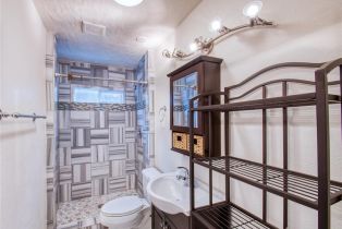 Residential Income, 1825 Balboa, Newport Beach, CA 92663 - 9