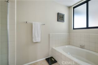 Single Family Residence, 203 Via Ravenna, Newport Beach, CA 92663 - 33