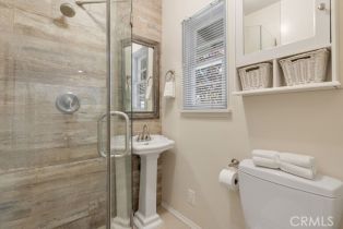 Single Family Residence, 406 University ave, Burbank, CA 91504 - 11