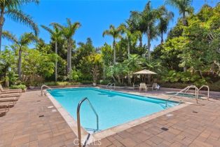 Condominium, 1120 Granville dr, Newport Beach, CA 92660 - 4