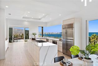 Single Family Residence, 8641 Ruette Monte Carlo, La Jolla, CA 92037 - 4