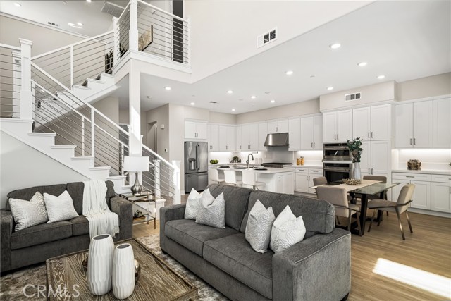 Condominium, 105 Glance, Irvine, CA 92618 - 1