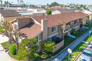 Residential Income, 16861 Green LN, Huntington Beach, CA  Huntington Beach, CA 92649