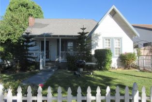 Single Family Residence, 355 Montana st, Pasadena, CA 91104 - 4