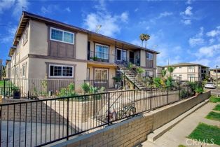 Residential Income, 17431 Koledo LN, Huntington Beach, CA  Huntington Beach, CA 92647