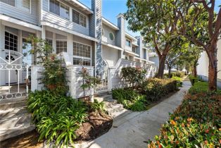Condominium, 19115 Beachcrest Lane, CA  , CA 92646