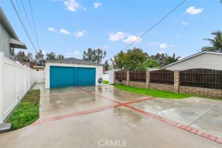 Residential Income, 135 35th st, Long Beach, CA 90807 - 5