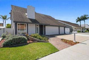 Single Family Residence, 8682 Brookside Drive DR, Huntington Beach, CA  Huntington Beach, CA 92646