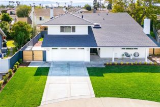 Single Family Residence, 7032 Starlight CIR, Huntington Beach, CA  Huntington Beach, CA 92647