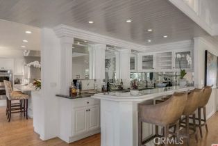 Single Family Residence, 3040 ROSCOMARE rd, Bel Air, CA 90077 - 13