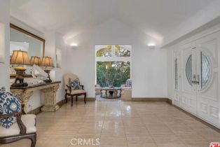Single Family Residence, 3040 ROSCOMARE rd, Bel Air, CA 90077 - 5