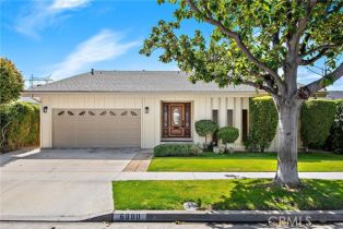 Single Family Residence, 6880  E 11th ST, Long Beach, CA  Long Beach, CA 90815