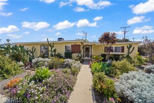 Single Family Residence, 3000  E Poppy ST, Long Beach, CA  Long Beach, CA 90805