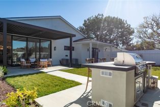 Single Family Residence, 20171 Bayview ave, Newport Beach, CA 92660 - 38