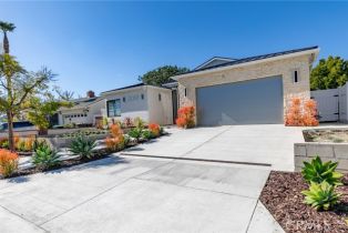 Single Family Residence, 20171 Bayview ave, Newport Beach, CA 92660 - 5