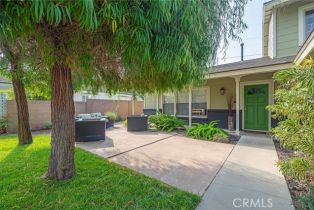 Single Family Residence, 8172 Evelyne cir, Huntington Beach, CA 92646 - 4