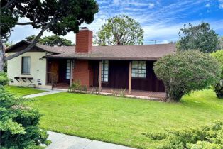Single Family Residence, 5895 California AVE, Long Beach, CA  Long Beach, CA 90805