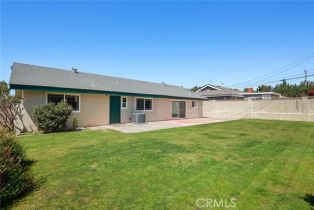 Single Family Residence, 2745 Pampas st, Orange, CA 92865 - 26