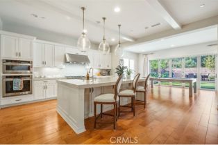 Single Family Residence, 10 Shadybend, Irvine, CA 92602 - 12