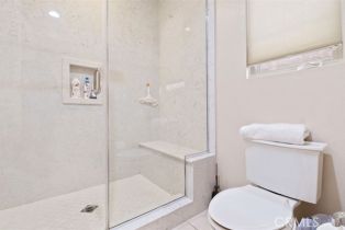 Single Family Residence, 10 Shadybend, Irvine, CA 92602 - 30