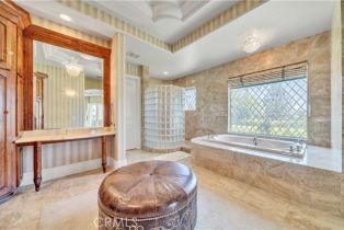 Single Family Residence, 43744 Calle De Velardo, Temecula, CA 92592 - 35