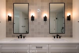 Condominium, 414 Main st, Huntington Beach, CA 92648 - 4