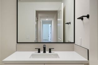 Condominium, 414 Main st, Huntington Beach, CA 92648 - 9