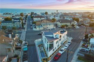 Condominium, 4405 Channel pl, Newport Beach, CA 92663 - 2