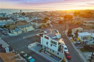 Condominium, 4405 Channel pl, Newport Beach, CA 92663 - 8