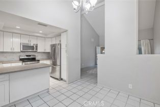 Condominium, 3 Mirror, Irvine, CA 92604 - 8