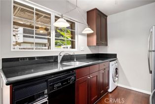 Condominium, 213 Springview, Irvine, CA 92620 - 13