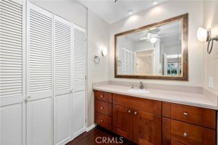 Condominium, 213 Springview, Irvine, CA 92620 - 18