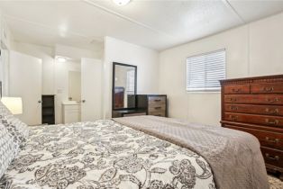 , 7850 Slater, Huntington Beach, CA 92647 - 23