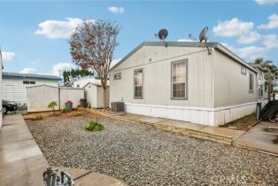 , 7850 Slater, Huntington Beach, CA 92647 - 30