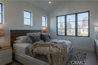 Single Family Residence, 600 Powell Place, Newport Beach, CA 92663 - 23