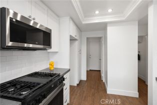 Condominium, 140 Almador, Irvine, CA 92614 - 13