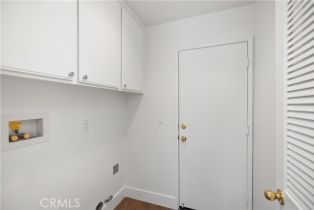 Condominium, 140 Almador, Irvine, CA 92614 - 15