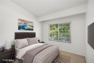 Condominium, 140 Almador, Irvine, CA 92614 - 22